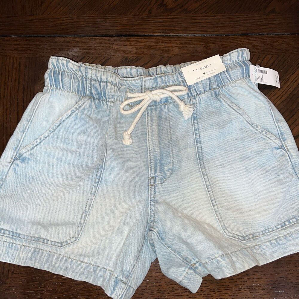 M Jeans by Maurices High Rise Shorts Sz 4 Draw String Soft 5" Inseam Shorts NWT